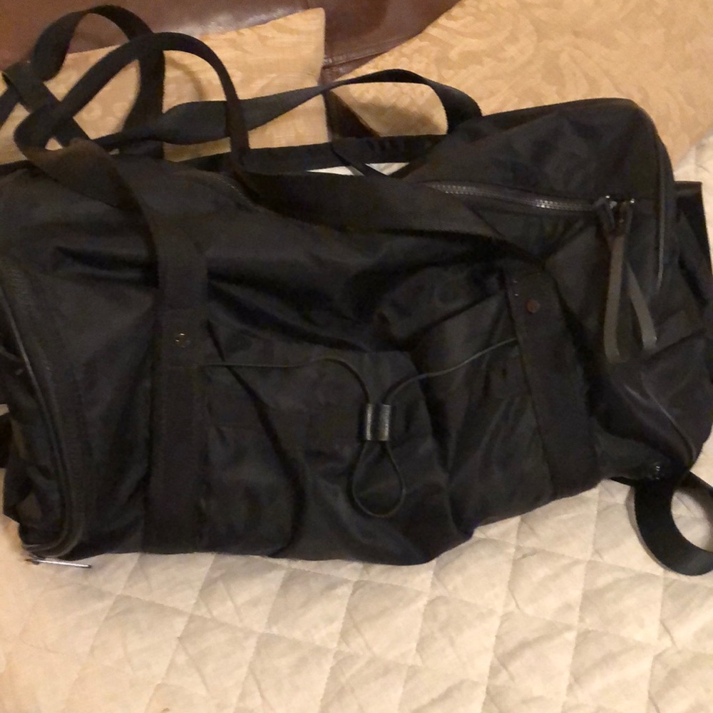 Lulu lemon athletica bag